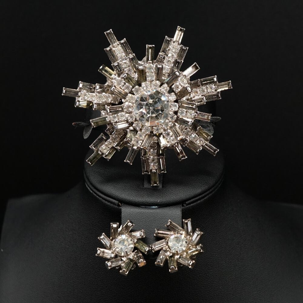 Vintage Atomic Mid Century Modern Starburst Rhinestone Brooch Earrings Set‎